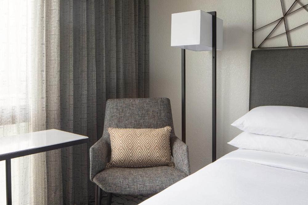 Suite with 2 Double Beds, Sofa Bed - Non-Smoking interior